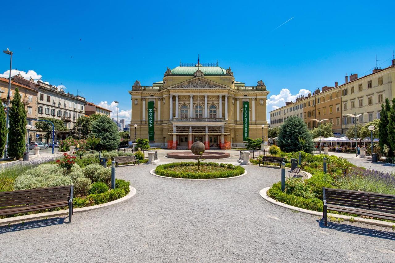 Rijeka With Love Center Exteriör bild